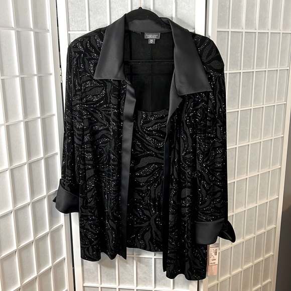 Dress Barn Woman’s Two Layer Special Occasion Top Black 18 W New! - Picture 1 of 7